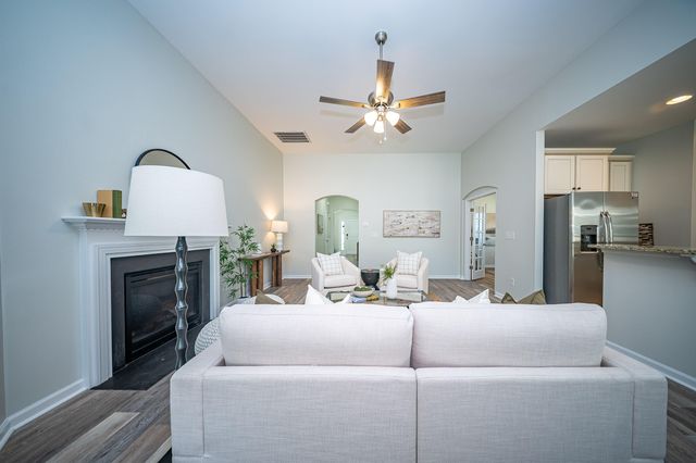 402 Pomegranate Drive, Goose Creek, SC 29445