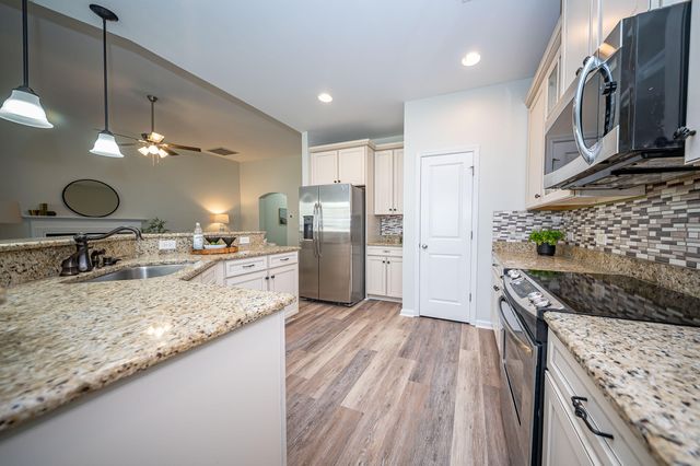 402 Pomegranate Drive, Goose Creek, SC 29445