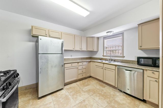 1821 Oakdale Street A, Houston, TX 77004