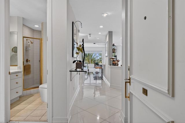 340 S PALM AVE 14, Sarasota, FL 34236