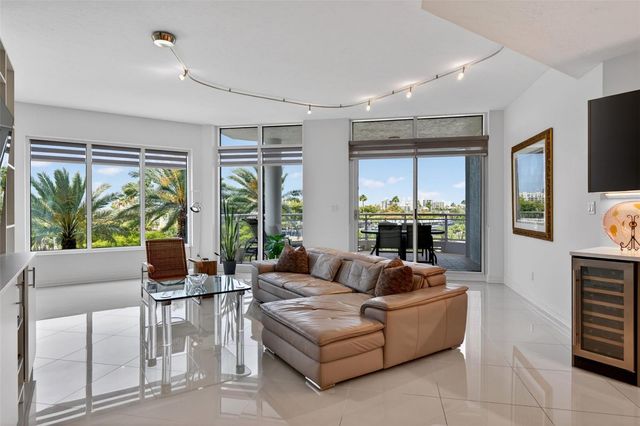 340 S PALM AVE 14, Sarasota, FL 34236