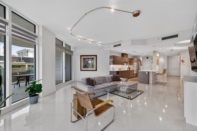 340 S PALM AVE 14, Sarasota, FL 34236