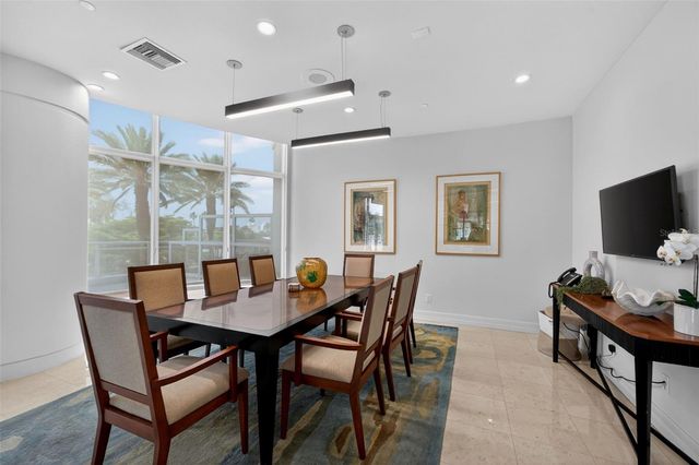 340 S PALM AVE 14, Sarasota, FL 34236
