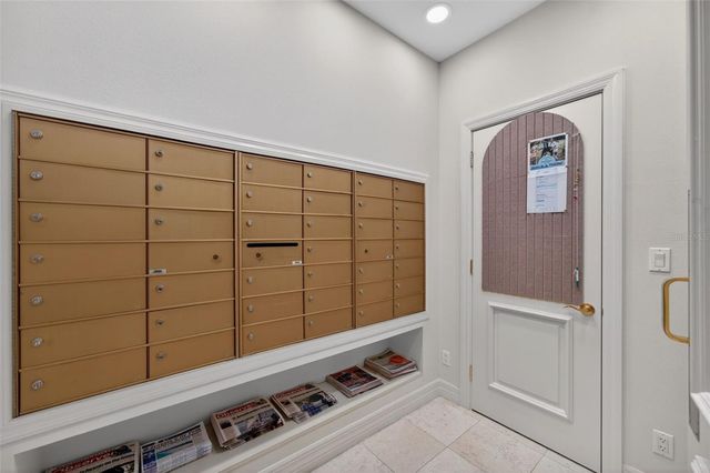 340 S PALM AVE 14, Sarasota, FL 34236