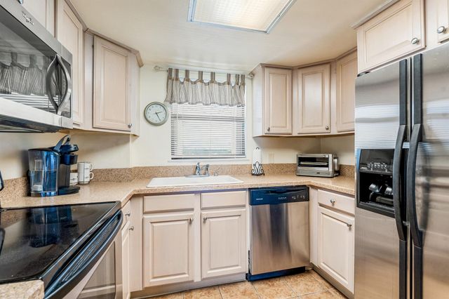 4450 Highway A1a 402, Vero Beach, FL 32963
