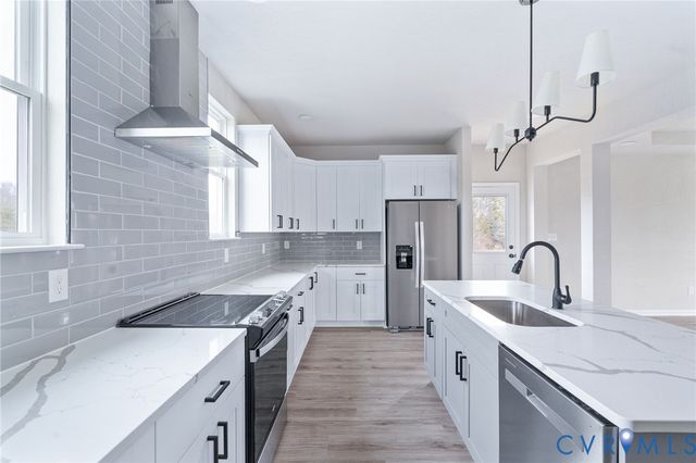 63 Hatcher Rd, Cumberland, VA 23139