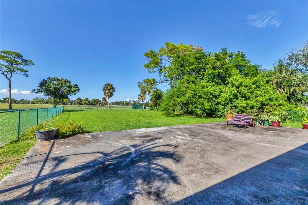 4704 18TH AVENUE W, BRADENTON, FL 34209 — photo 4