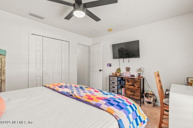 2484 ROYAL POINTE Drive, Green Cove Springs, FL 32043