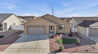 2218 Cliffmoor Ln, Pueblo, CO 81008