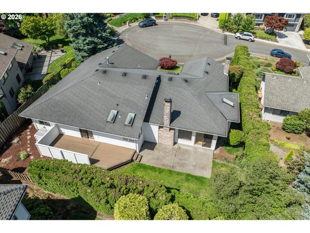 2105 BRIDLE Way, West Linn, OR 97068