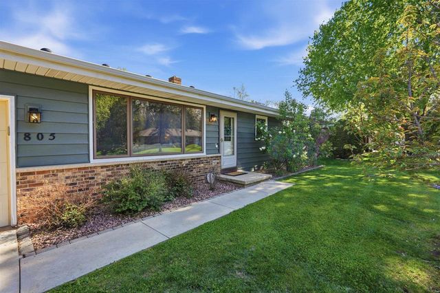 805 Miller Drive, Oregon, WI 53575