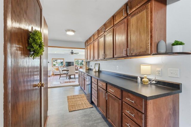 805 Miller Drive, Oregon, WI 53575