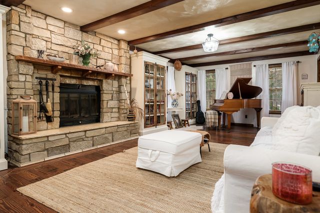 9695 Ridgeview Road, Belvidere, IL 61008