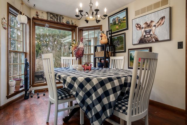 9695 Ridgeview Road, Belvidere, IL 61008