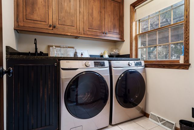 9695 Ridgeview Road, Belvidere, IL 61008