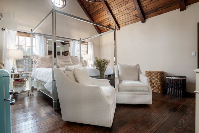 9695 Ridgeview Road, Belvidere, IL 61008