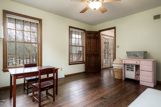 9695 Ridgeview Road, Belvidere, IL 61008