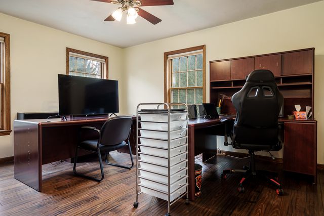 9695 Ridgeview Road, Belvidere, IL 61008