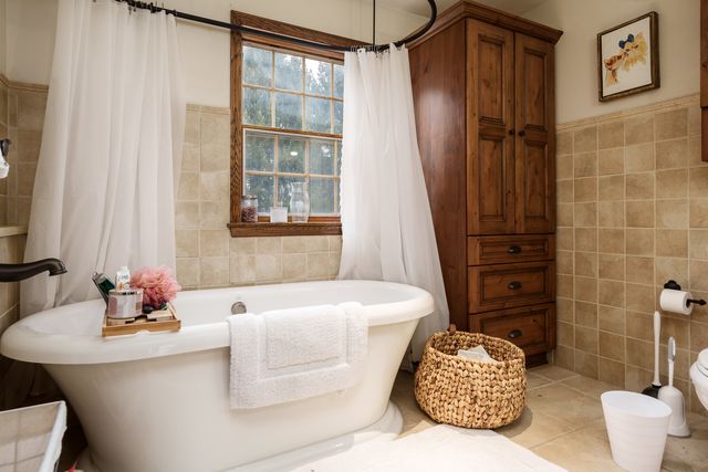 9695 Ridgeview Road, Belvidere, IL 61008