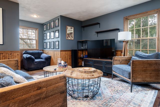 9695 Ridgeview Road, Belvidere, IL 61008