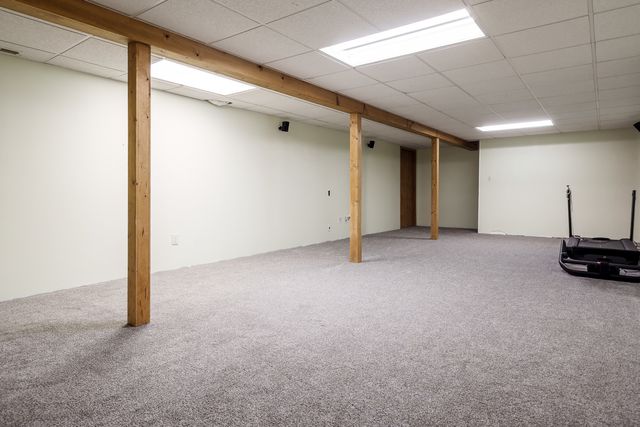 9695 Ridgeview Road, Belvidere, IL 61008