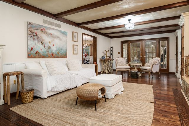 9695 Ridgeview Road, Belvidere, IL 61008