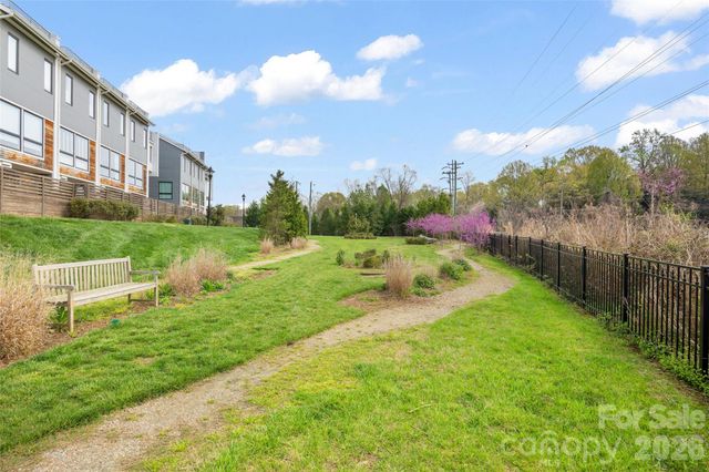 2649 Chesterfield Avenue, Charlotte, NC 28205