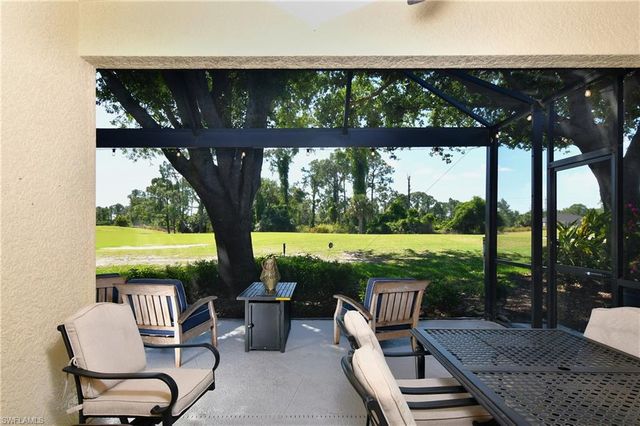 2297 Carnaby CT, Lehigh Acres, FL 33973