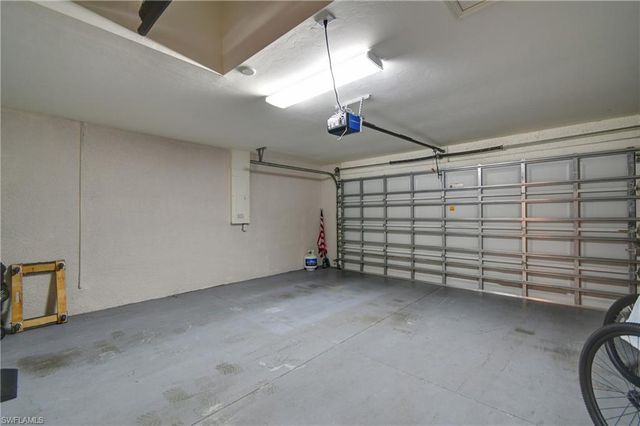 2297 Carnaby CT, Lehigh Acres, FL 33973