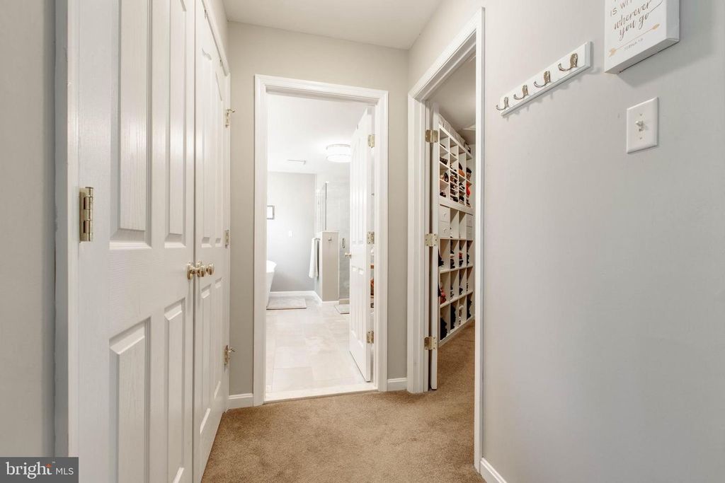 Image 33 of property listing at 10533 CHESHAM WAY, Woodstock, MD 21163