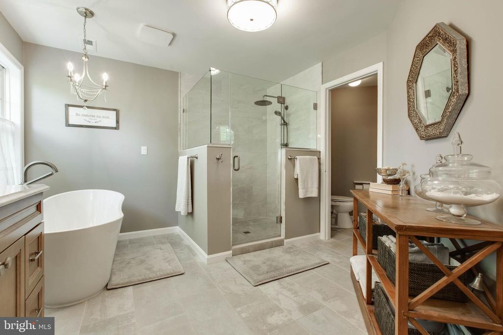 Image 36 of property listing at 10533 CHESHAM WAY, Woodstock, MD 21163
