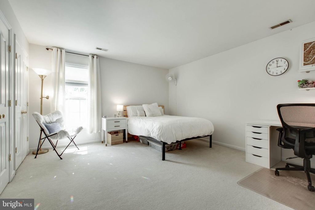 Image 41 of property listing at 10533 CHESHAM WAY, Woodstock, MD 21163