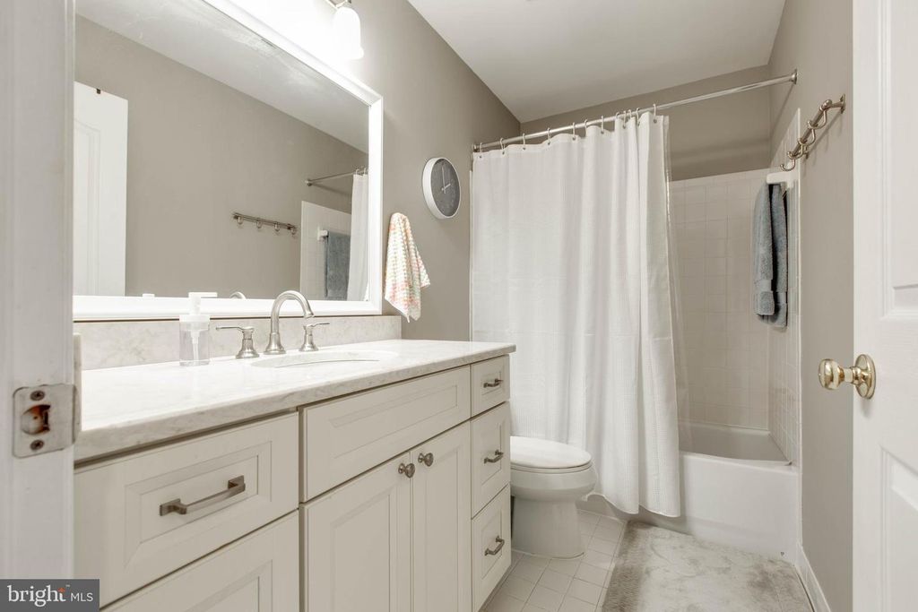 Image 44 of property listing at 10533 CHESHAM WAY, Woodstock, MD 21163