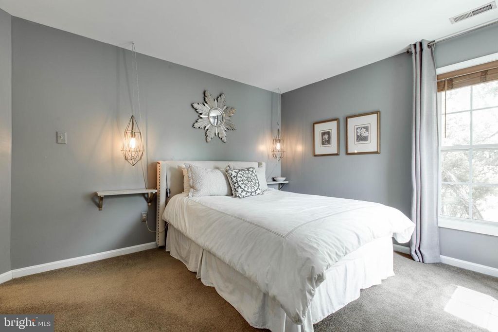 Image 46 of property listing at 10533 CHESHAM WAY, Woodstock, MD 21163
