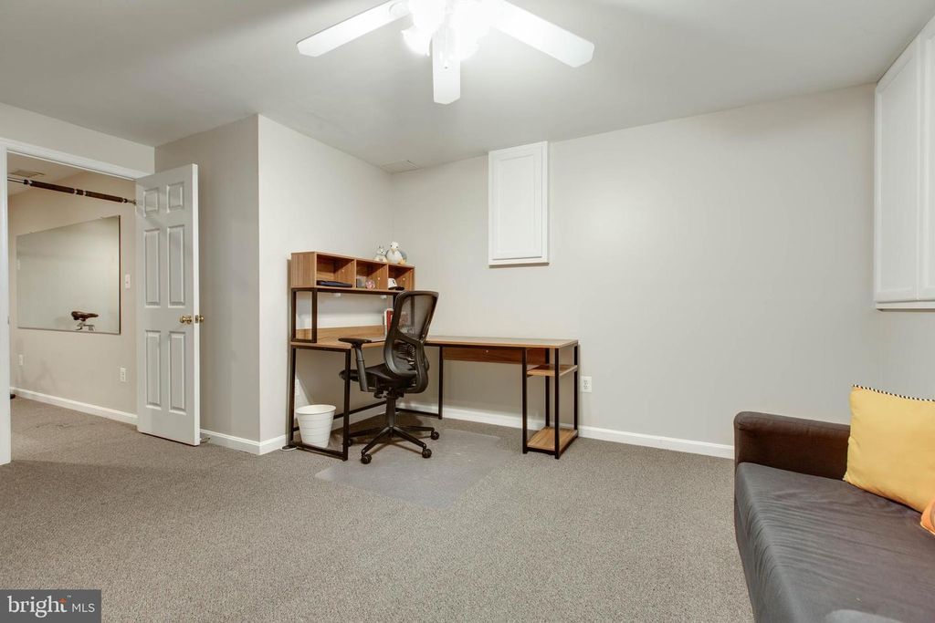 Image 59 of property listing at 10533 CHESHAM WAY, Woodstock, MD 21163