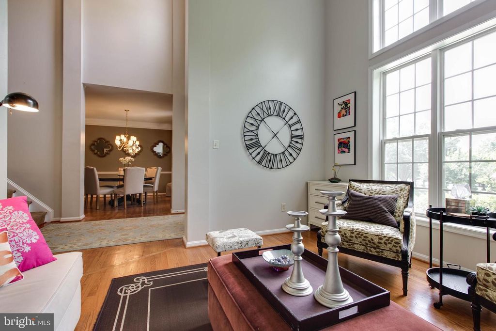 Image 8 of property listing at 10533 CHESHAM WAY, Woodstock, MD 21163