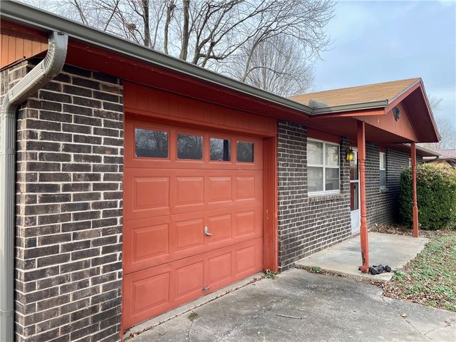 1004 Daline Street, Springdale, AR 72762