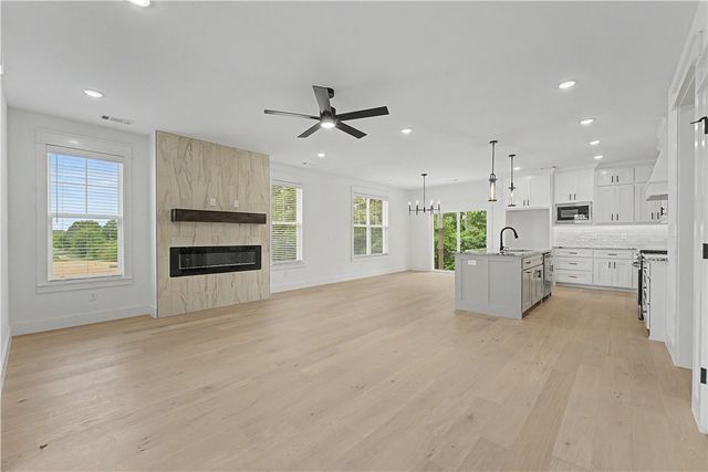 6603 Crabapple Street, Bentonville, AR 72713