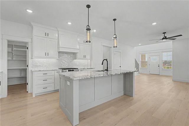 6603 Crabapple Street, Bentonville, AR 72713