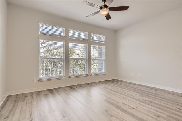 605 W South ST 211, Leander, TX 78641