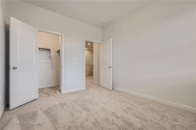 605 W South ST 211, Leander, TX 78641