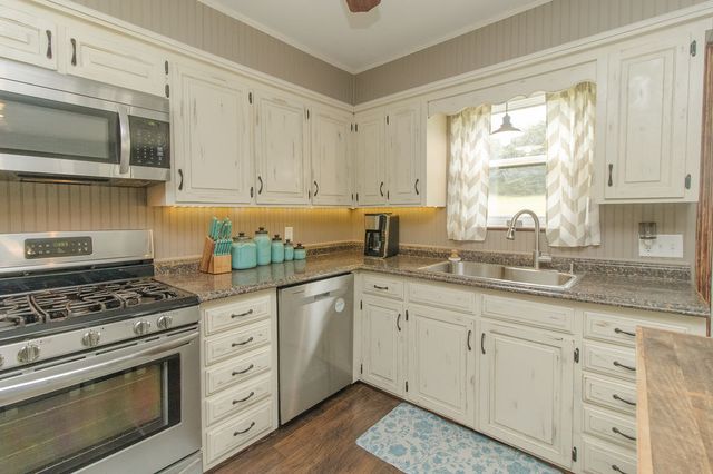 26134 Highway 23, Huntsville, AR 72740