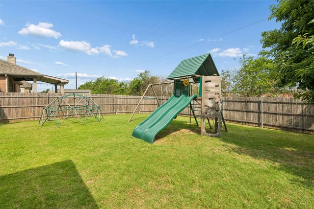 417 Peach Lane, Burleson, TX 76028