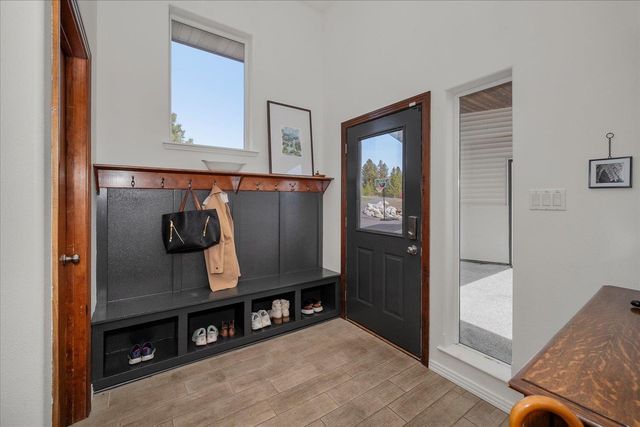 6210 E Lincoln Ln, Spokane, WA 99217