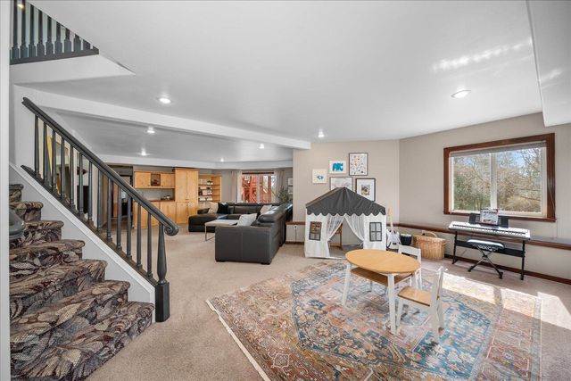 6210 E Lincoln Ln, Spokane, WA 99217