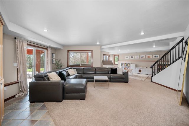 6210 E Lincoln Ln, Spokane, WA 99217