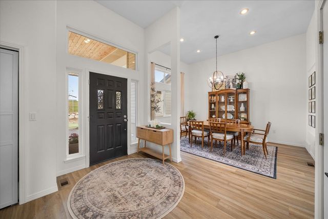 6210 E Lincoln Ln, Spokane, WA 99217