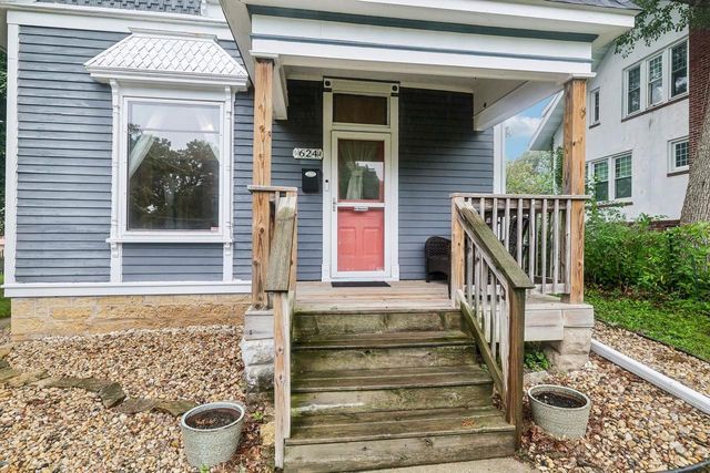 624 S Garfield Avenue, Janesville, WI 53545