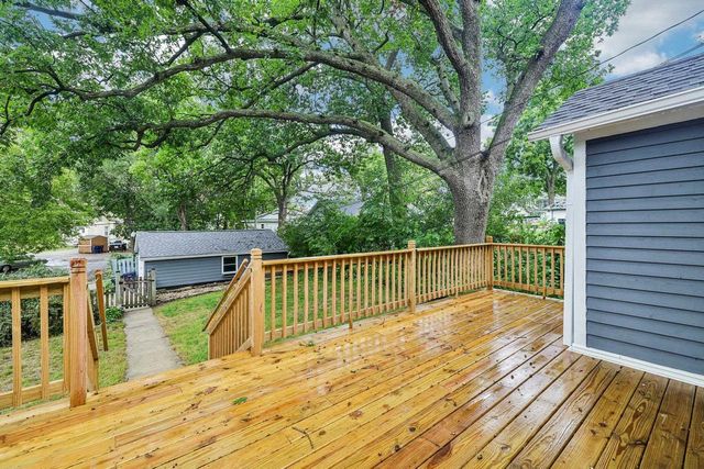 624 S Garfield Avenue, Janesville, WI 53545