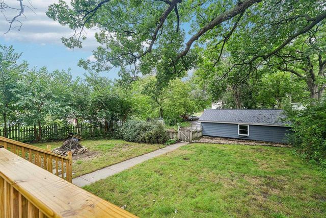 624 S Garfield Avenue, Janesville, WI 53545